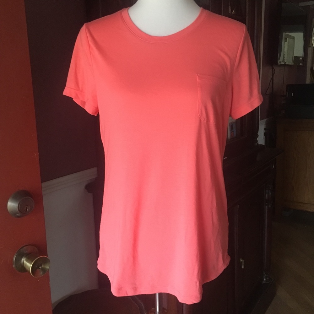 BOGO FREE Faded Glorly Orange T-Shirt size Large